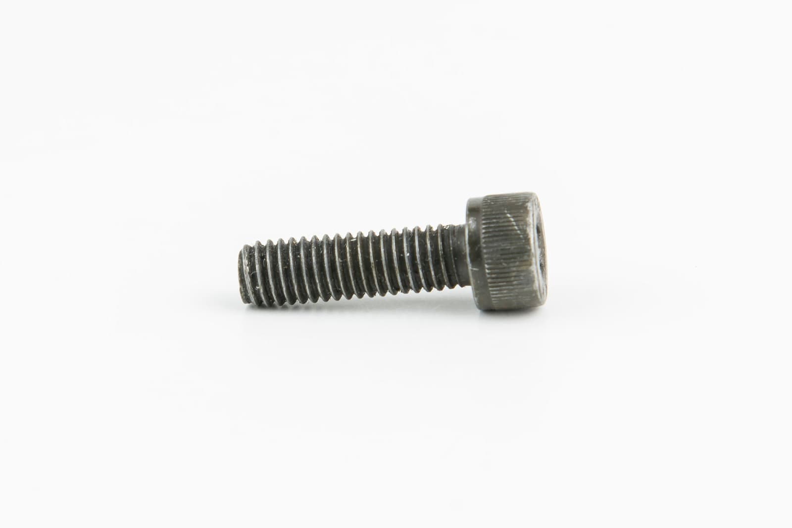Vis à tête cylindrique à six pans creux M3x8 - sac 2000 pieces 